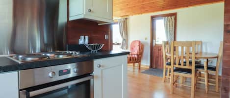 Dishwasher, cookware/dishes/utensils