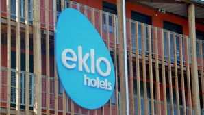 A hotel sign with the name 'eklo hotels' on a blue background. - Eklo Hotels Le Mans (Le Mans)