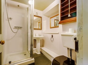 Shower, towels
