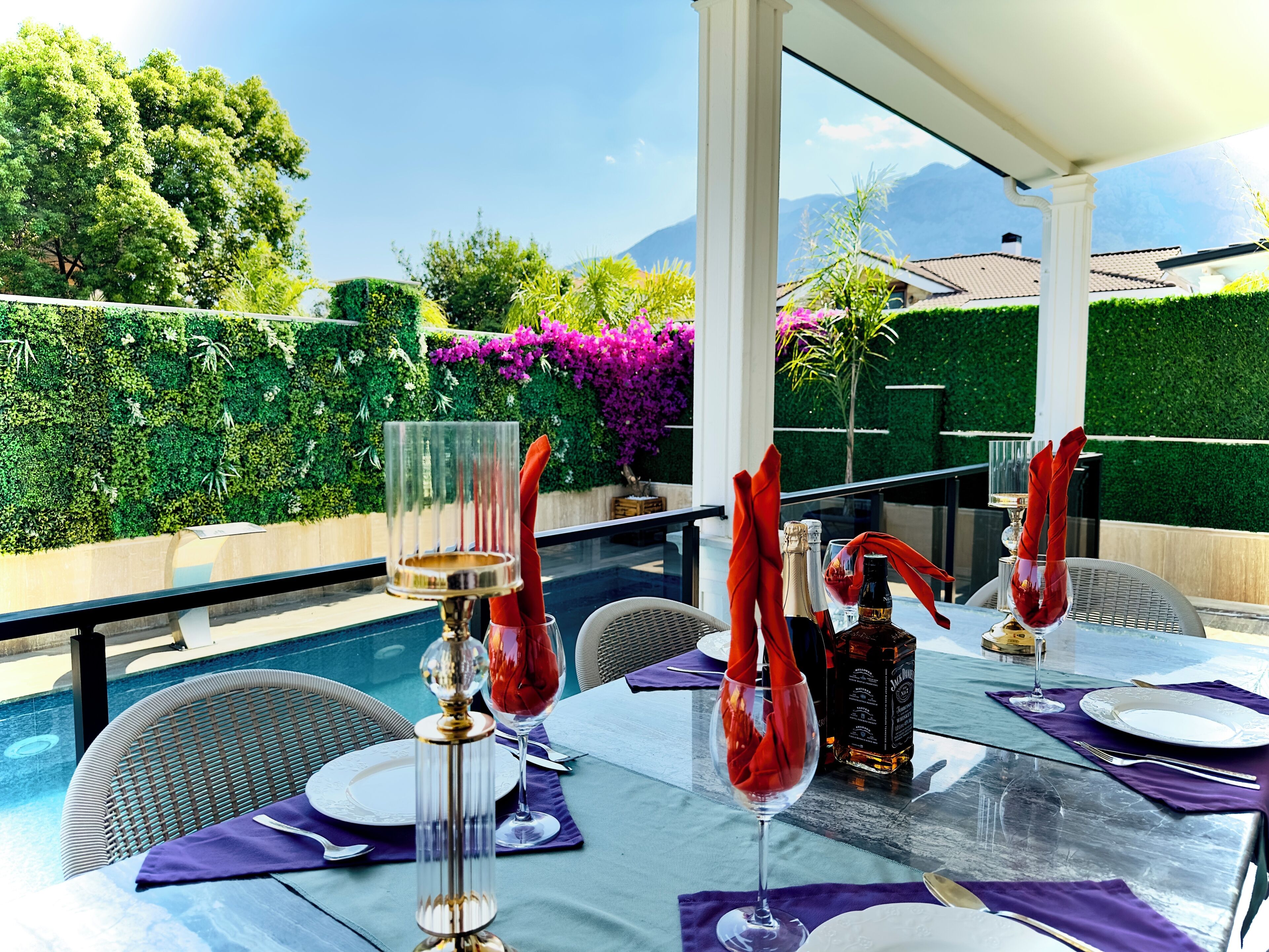 Luxury Villa, Mountain View | Outdoor dining