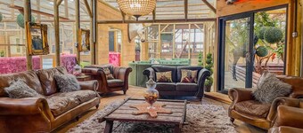 Sheepy Lodge - Puppy Lounge Arcades Games Room