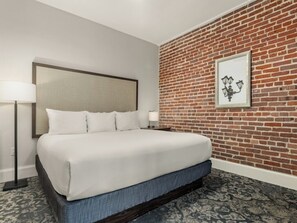 1 chambre, fer et planche à repasser, accès Internet, draps fournis