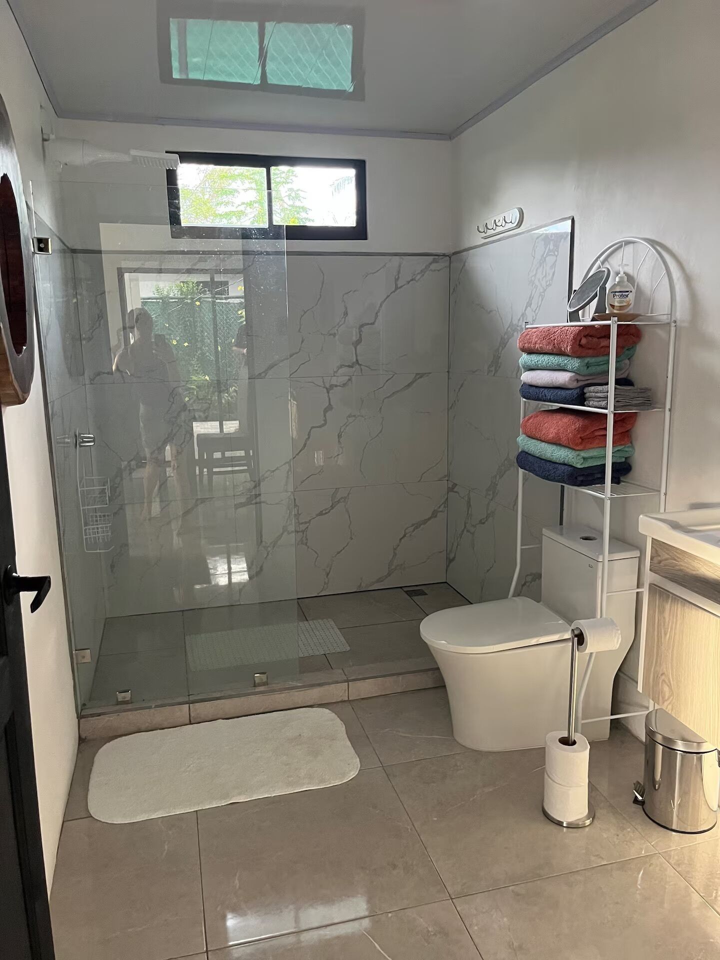 Bruser, bidet, håndklæder, Sæbe