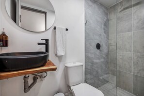 Bathroom - Gaira House in Provenza by Nowa (Medellín)