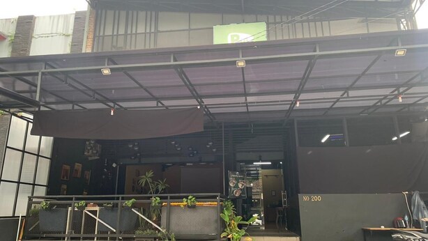 Ảnh chưa phân loại, 1 trong số 23 ảnh, nút