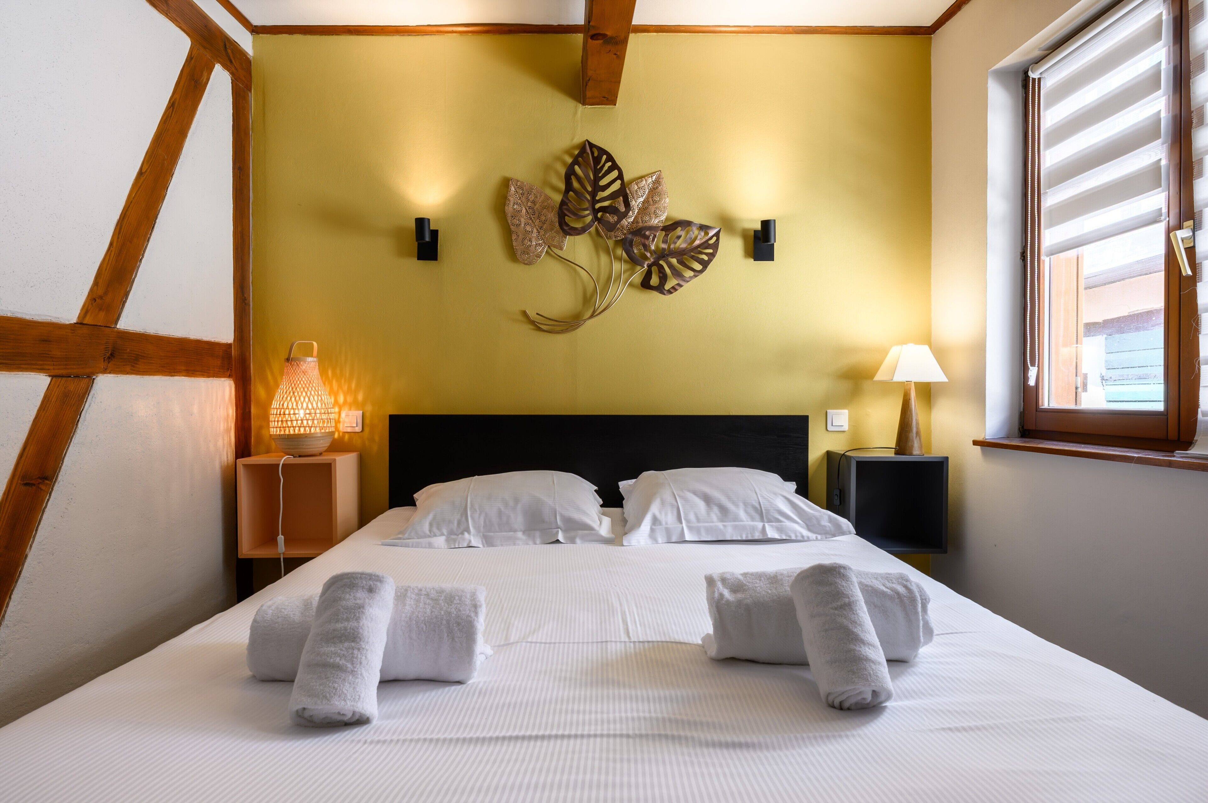 1 habitación, tabla de planchar con plancha, wifi y ropa de cama 