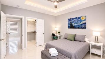 2 bedrooms, desk, iron/ironing board, WiFi