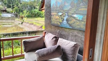 Deluxe Double Room | Property grounds