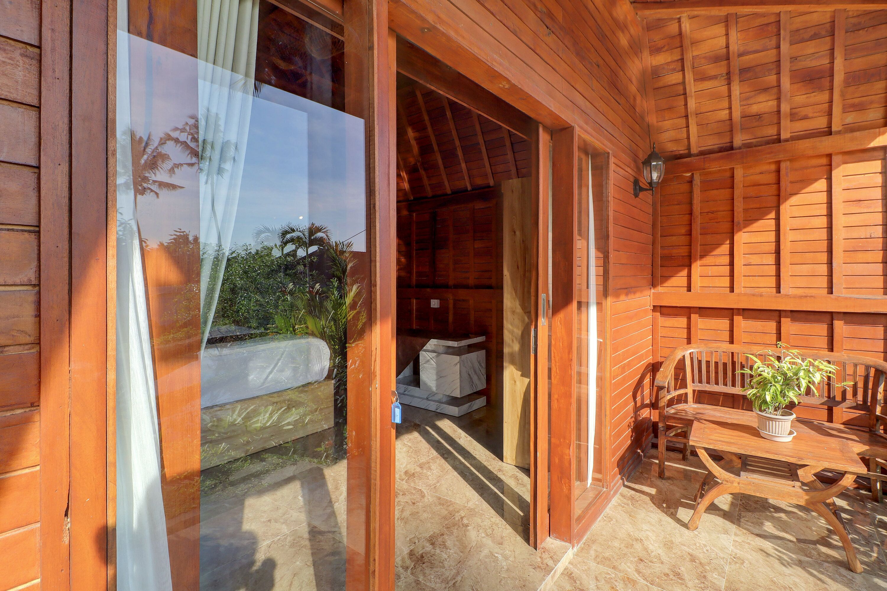 Habitación Deluxe con 2 camas individuales | Escritorio, wifi gratis, ropa de cama