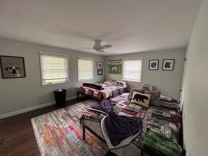 4 bedrooms, Internet, bed sheets - World Cup ready? Easy access to both Philadelphia and MetLife stadiums (Wyomissing)