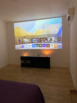 1 bedroom, travel cot, free WiFi, bed sheets - Movies and board games, quiet accommodation (Arlanc)