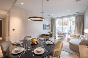 Dining - Stylish Apartment at the FIVE Palm Jumeirah (Dubai)
