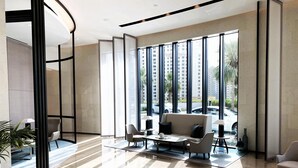 Unclassified image, 2 of 35, button - Marina View w/ Beach Access Apt in Address JBR (Dubai)