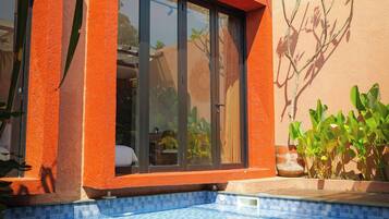 Familienvilla, Poolblick