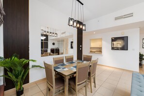 Dining - Cozy 3BR Space at JBR, Beach Nearby (Dubai)