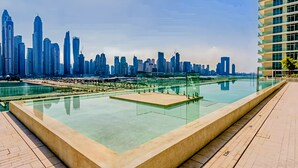 Pool - Stylish Emaar Beachfront 2BR w/ Beach Access (Dubai)