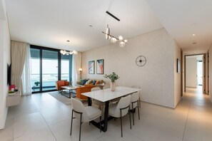 Dining - Luxe Address JBR 3BR+Maid w/ Beach Access (Dubai)