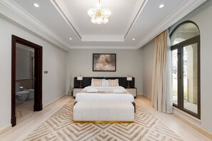 Room - Beachfront 6BR Villa w/ Private Pool at the Palm (Dubai)