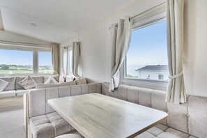 Fireplace - Ty dee Seaview Escapes (Looe)