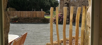 A charming vacation rental with a pool, nestled in the peaceful Vendée countryside.