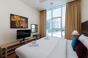 Room - Prime Palm Jumeirah 3BR w/ Beach Access (Dubai)