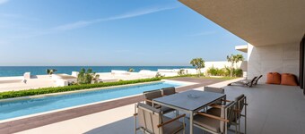 Luxe 4BR Villa | Private Pool & Beach | Al Zorah