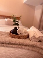 House, 3 Bedrooms, Fireplace | 3 bedrooms