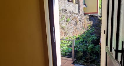 16A01 Illano Country House