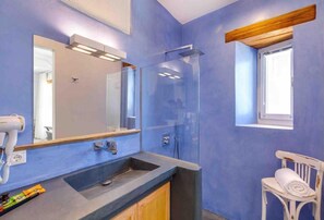 Classic Studio, Patio, Sea View | Bathroom - Skiff - Transformed Studio Sea View (Chania)
