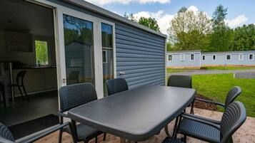 House | Outdoor dining