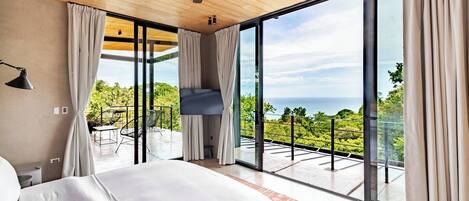 4 bedrooms, in-room safe, iron/ironing board, free WiFi