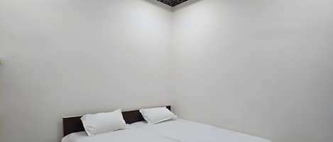 3 室のベッドルーム、WiFi