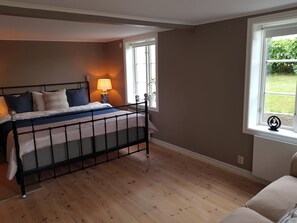 3 Schlafzimmer, Bügeleisen/Bügelbrett, Reisekinderbett, kostenloses WLAN