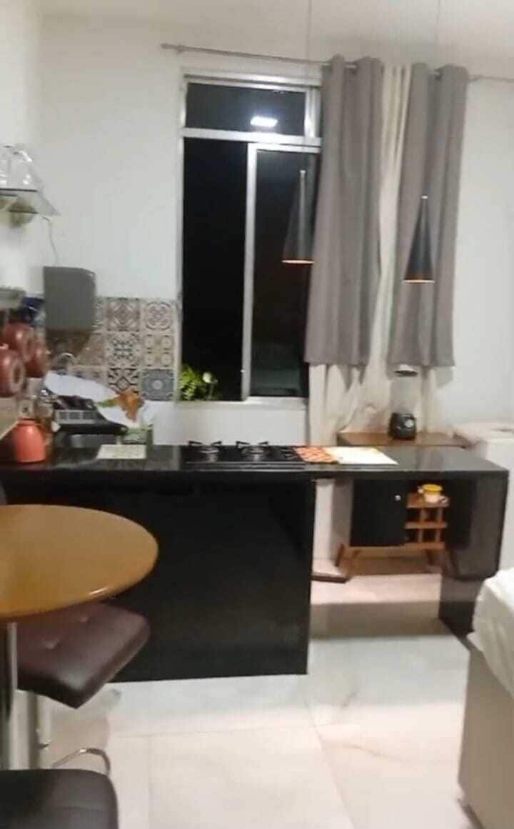 Fridge, stovetop, blender, cookware/dishes/utensils