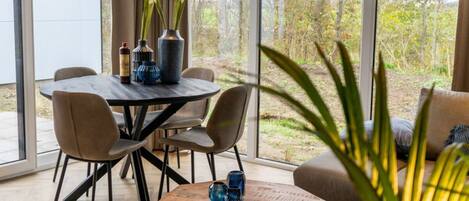 House | Dining