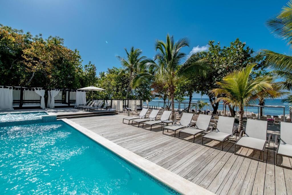 5 outdoor pools