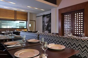Dining - Emotions by Hodelpa - Juan Dolio (Juan Dolio)