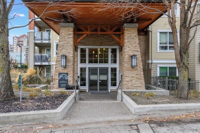 Okanagan Lake Escape at Waterscapes Resort - pool, hot tub, gym, 5 mins to lake.