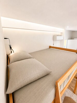 Iron/ironing board, travel cot, free WiFi, bed sheets - Vrbo Property (Blaye)