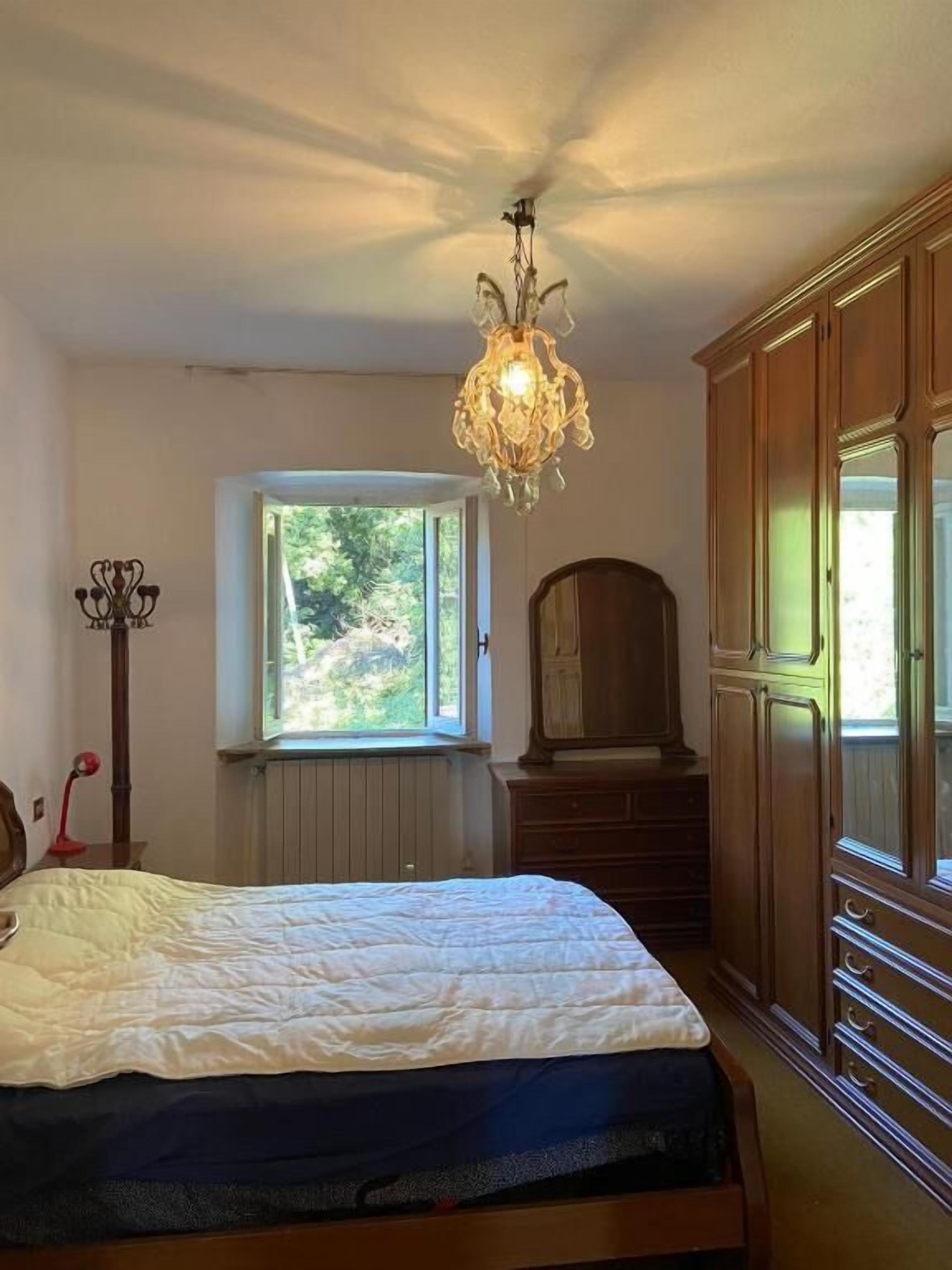 Classic Apartment, Lake View | Free WiFi