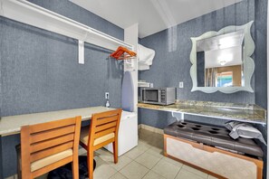 Studio Suite Standar | Interior