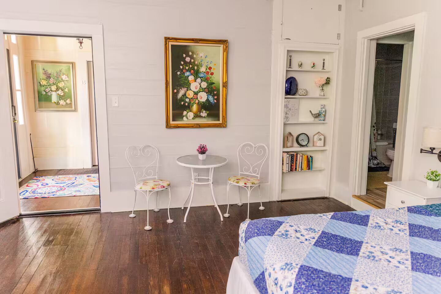 1 chambre, fer et planche à repasser, Wi-Fi, draps fournis