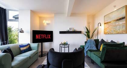 Luxury 2BR House, Great for Families, Sleeps 4