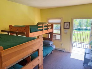 Room - Riverfront Double Bunk Room in West Forks (West Forks)