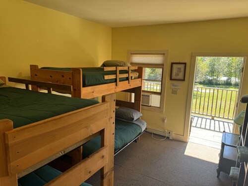 Riverfront Double Bunk Room in West Forks