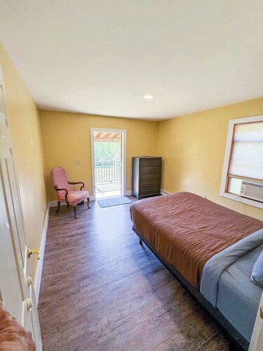 Two room Riverfront Suite in West Forks