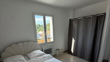 3 chambres, Wi-Fi gratuit, draps fournis