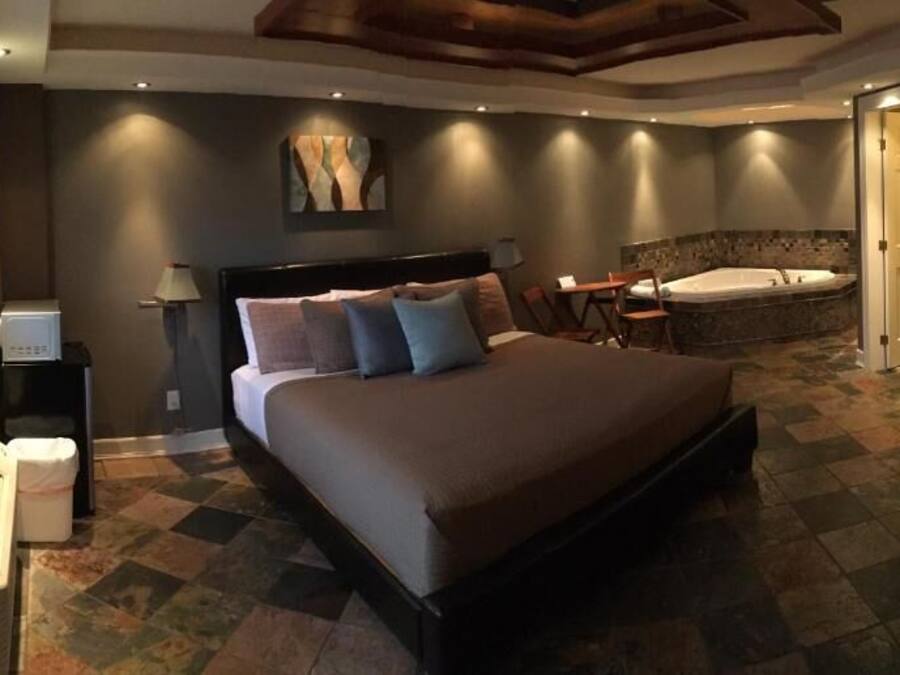 Romantic Suite | Free WiFi