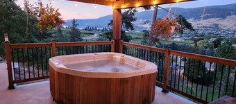 The Uncorked Orchard View Lake Country Escape