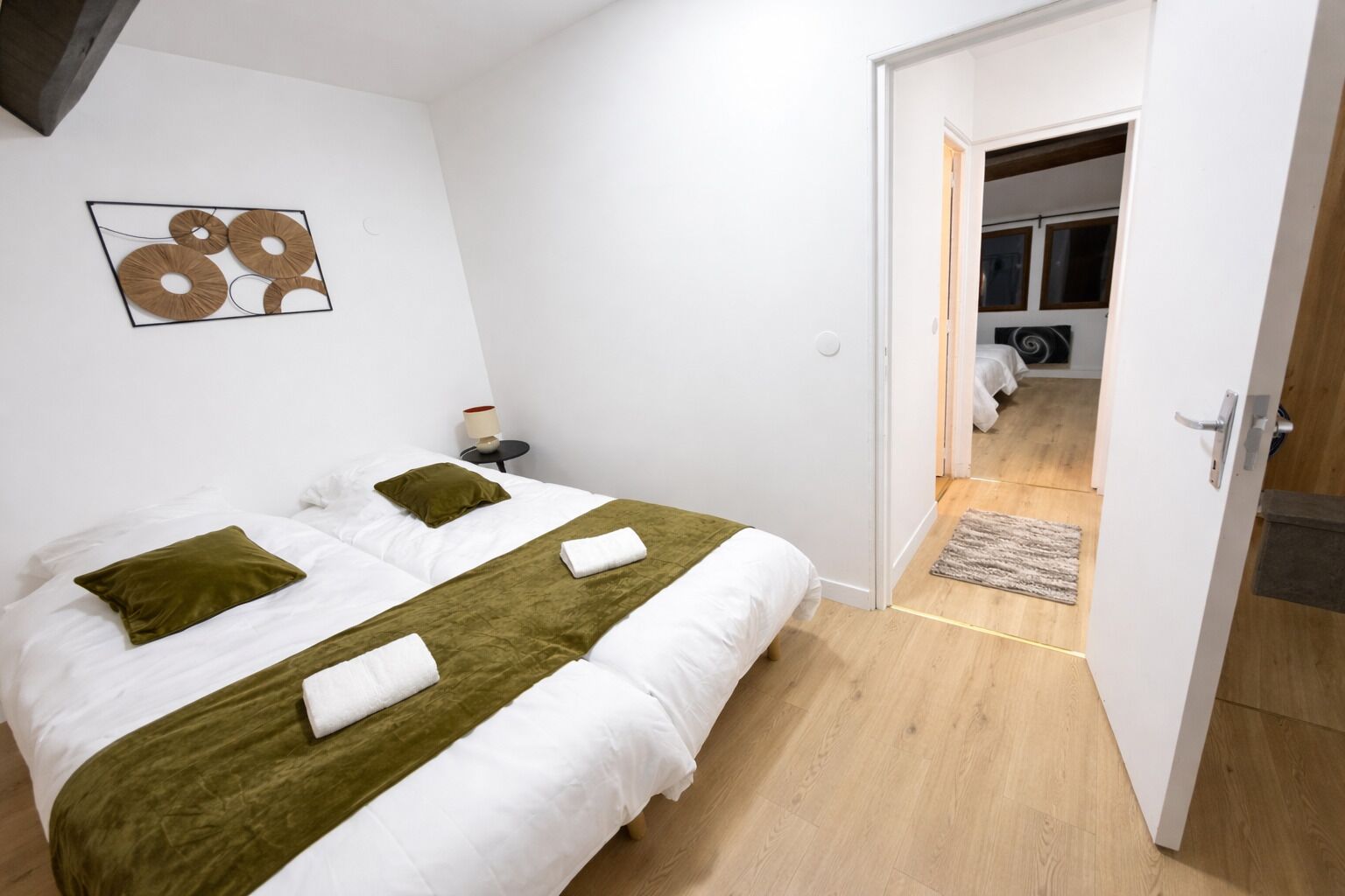 2 bedrooms, iron/ironing board, free WiFi, bed sheets